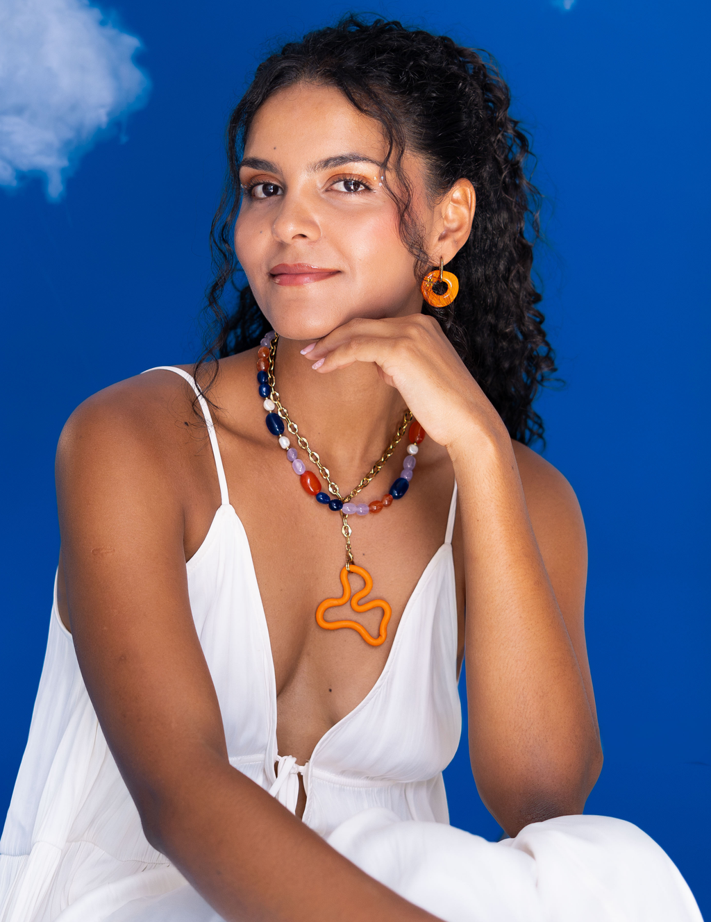 collar mirai naranja